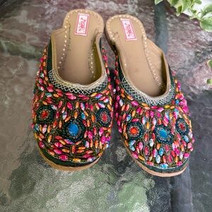 Mojari | leather slippers with colourful beads | size 38